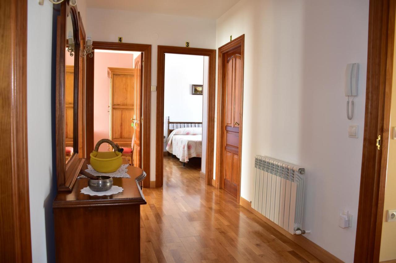 Bed and Breakfast Casa Raichu Obanos Екстер'єр фото