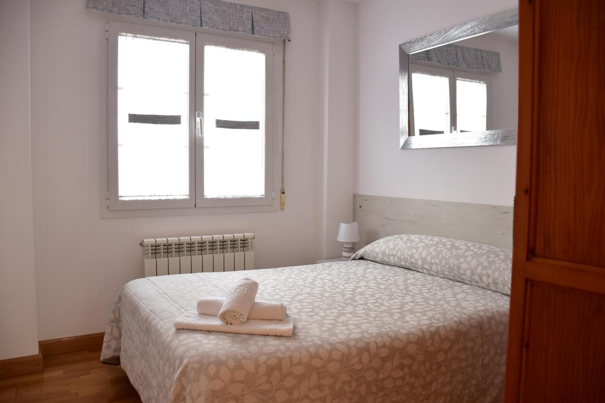 Bed and Breakfast Casa Raichu Obanos Екстер'єр фото